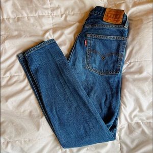 Levi’s size 24